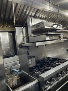 Read more about the article Kitchen Hood and Ductwork Cleaning NYC Restaurant